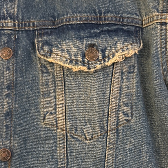 Free People Blue Jean Jacket
Never worn - Picture 4 of 5